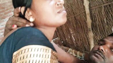 Indian Village Mom Lover Ko Breast Feed Chudai